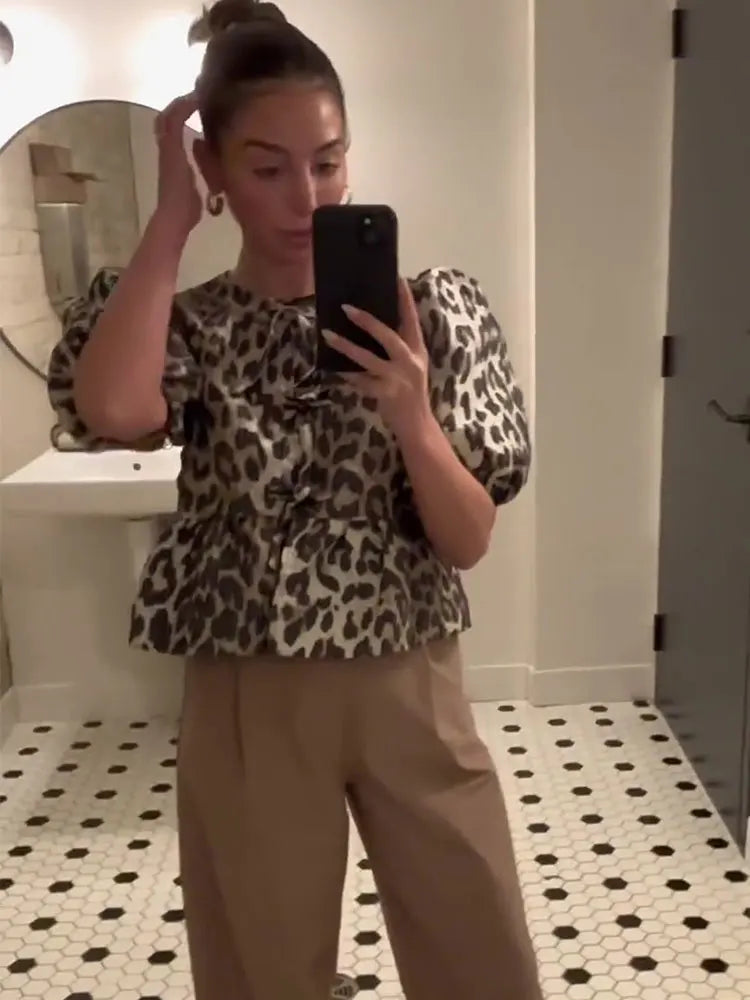 Fashion Leopard Hollow Out Thin Shirts For Women Causal Loose O Neck Short Sleeved Tops 2024 Spring Summer Ladies Streetwear Top