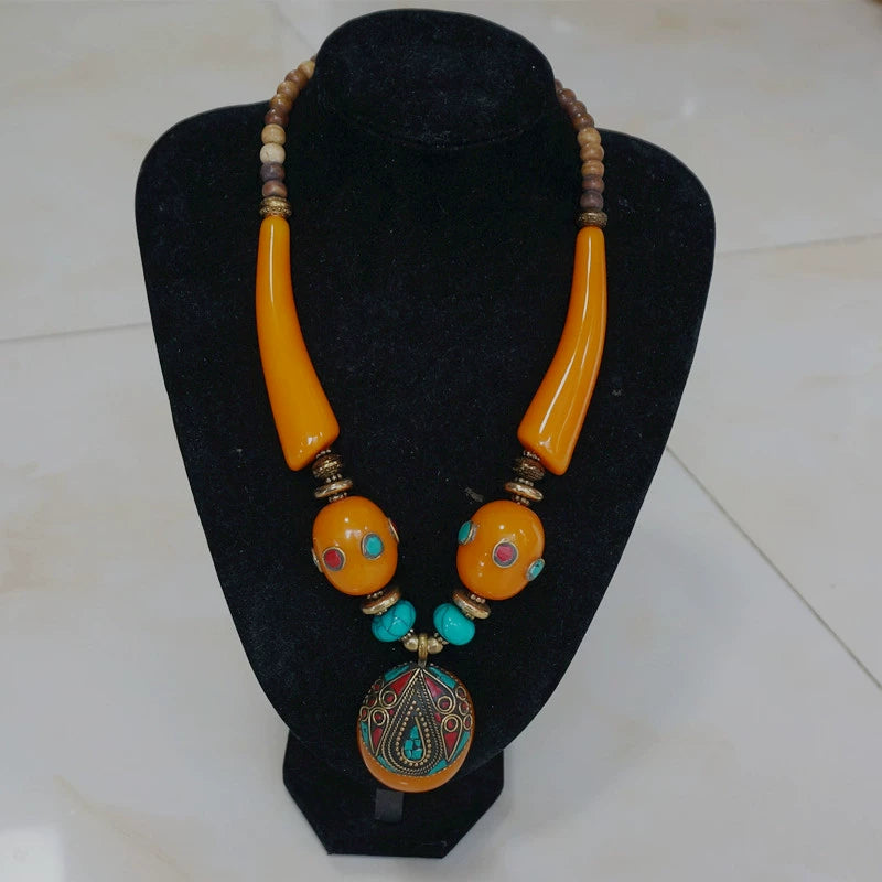 Ethnic Style Tibetan Accessories Nepalese Handmade Necklace with Large Copper Beads Exaggerated Necklace
