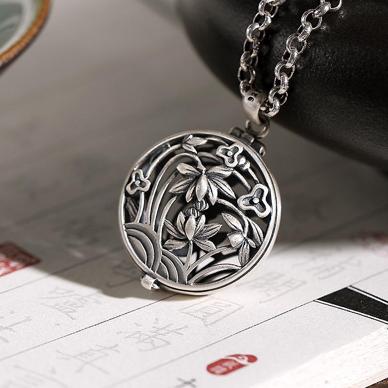 Platinum Plated Pendant Ga Wu Box for Women's Hollow Lotus Vintage Personalized Fragrant Bag, Collar Chain, Sweater Chain, Hanging Decoration