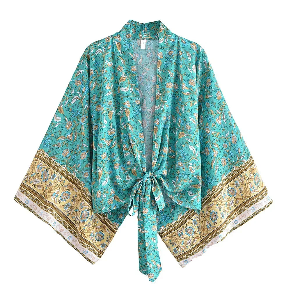 Happie Queens Floral Print Sashes Short Kimono Women Fashion V Neck Batwing Sleeves Robe Lady Boho Bikini Cover-ups