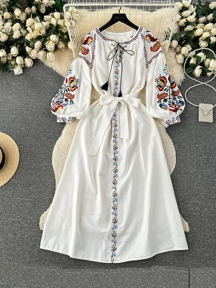 Women Spring Autumn Dress Vintage Ethnic Style Lantern Long Sleeve Embroidered Round Neck Slim A-line Cotton Linen Dress D4930