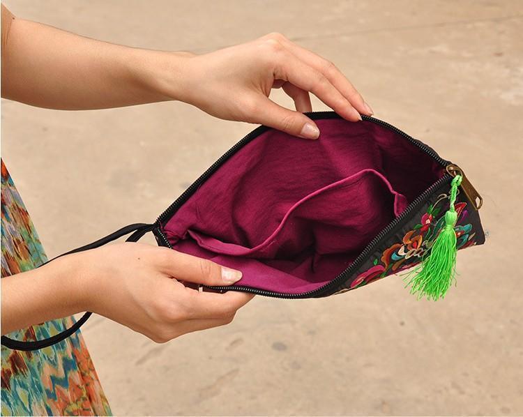 Ethnic Style Retro Embroidered Bag