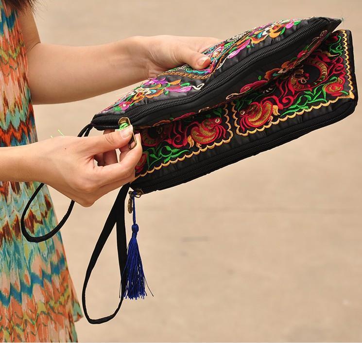 Ethnic Style Retro Embroidered Bag