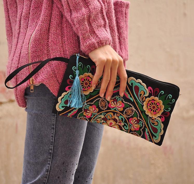 Ethnic Style Retro Embroidered Bag