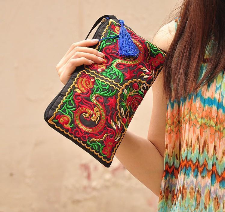 Ethnic Style Retro Embroidered Bag