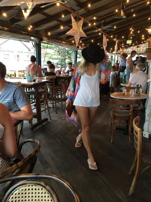 Chiffon Color Feather Printed Beach Bikini Sunscreen Cardigan Cover-up