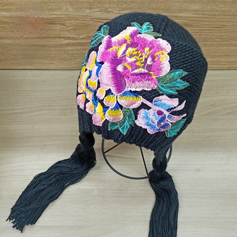 National embroidered women's fall and winter versatile thickened warm ear protection wool hat knitting sweet and lovely