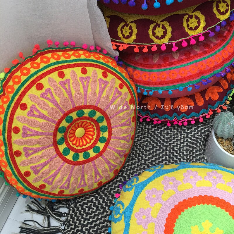 Bohemian Tatami Cushion Cute Pillow Fluffy Pillow Embroidered Futon Chair Cushion Round Tassel with Core Pillow Decorative