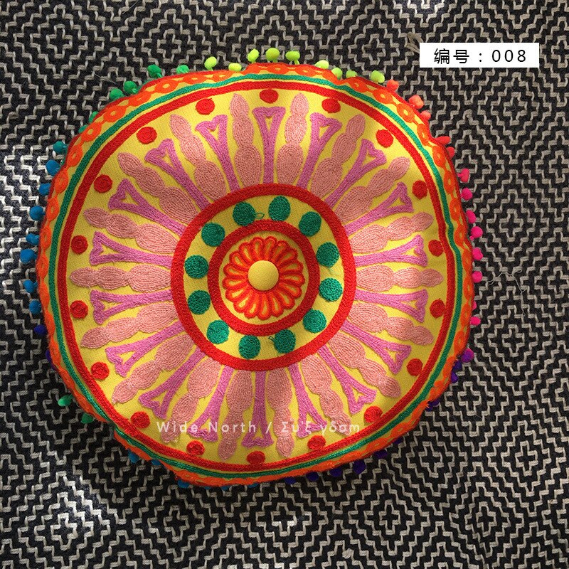 Bohemian Tatami Cushion Cute Pillow Fluffy Pillow Embroidered Futon Chair Cushion Round Tassel with Core Pillow Decorative