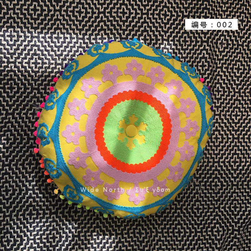 Bohemian Tatami Cushion Cute Pillow Fluffy Pillow Embroidered Futon Chair Cushion Round Tassel with Core Pillow Decorative