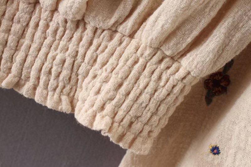 Embroidered Puff-sleeves Blouses&Shirts Top