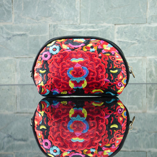 New Fashion National Style Female Embroidered Shell Makeup Lipstick Portable Mobile Phone Bag