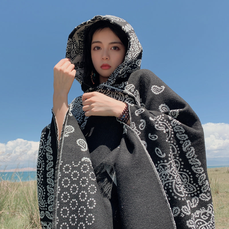 The New Dual-purpose Tibetan and National Style Scarf In Autumn and Winter.