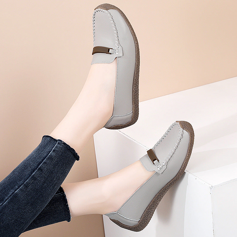 Women's casual flat shoes
