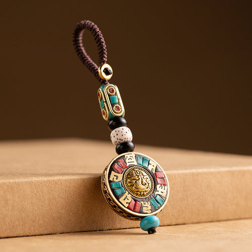 Nepal retro car keychain Bodhi key pendant high-grade bag ornaments handmade chain for men and women.