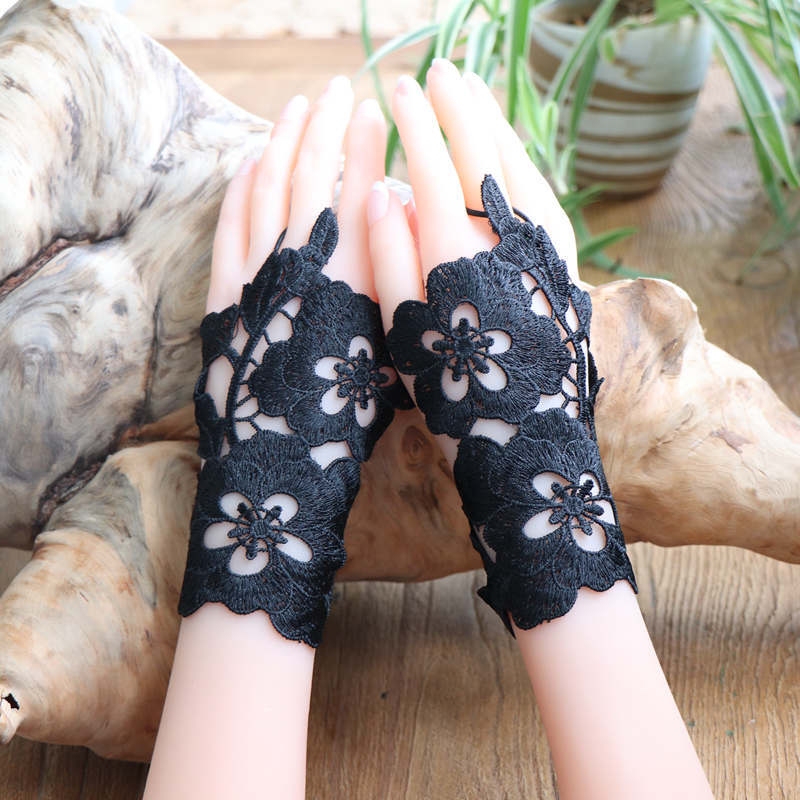 National style hollow embroidery gloves