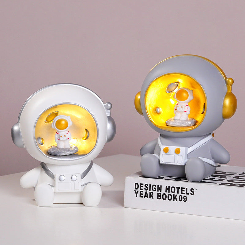 Cartoon astronaut nightlight resin ornaments creative gift piggy bank decoration for children's birthday
