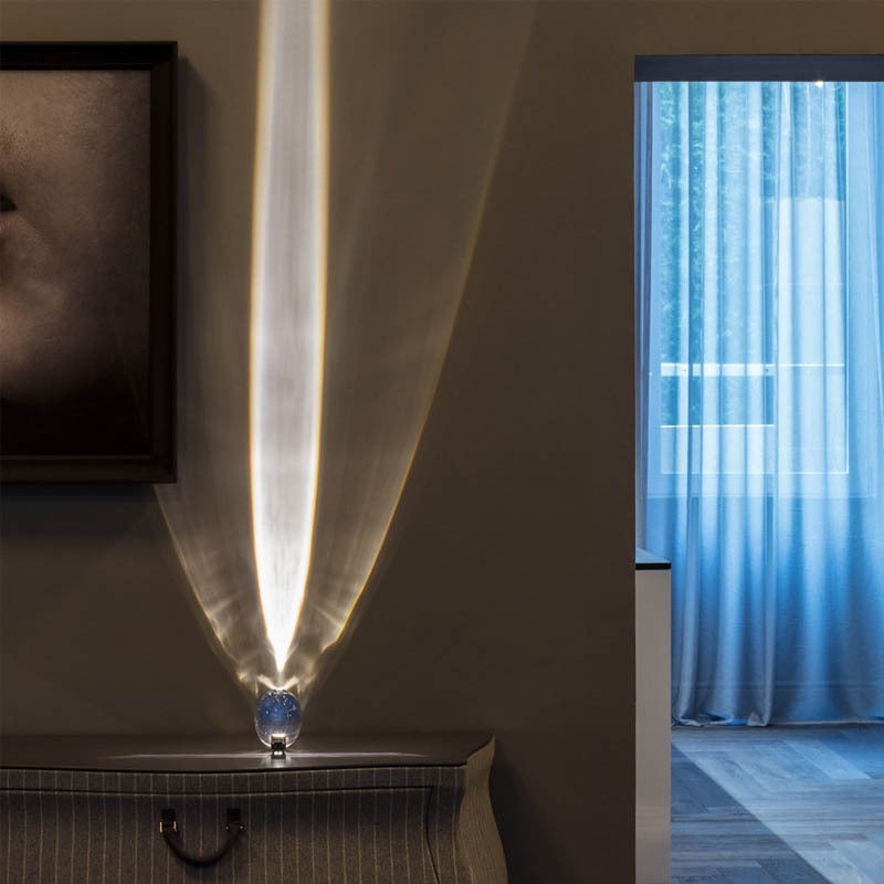Eye of the Sky Crystal Table Lamp Creative Simple Exhibition Hall Living Room Bedside Designer projection lamp Atmosphere Lamp