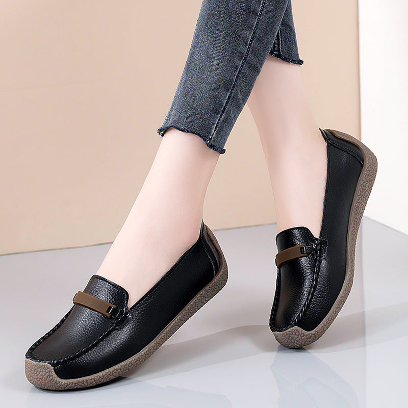 Women's casual flat shoes