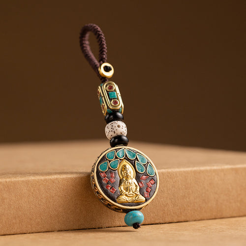 Nepal retro car keychain Bodhi key pendant high-grade bag ornaments handmade chain for men and women.