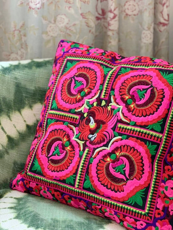 Traditional Embroidery Cushion Cover Retro Embroidery Pillow Cotton and Linen Cushion Cover