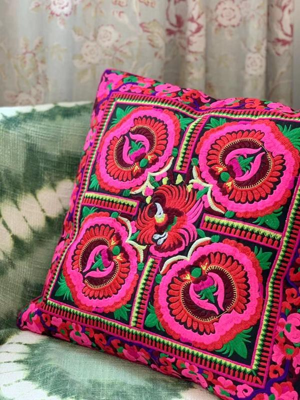 Traditional Embroidery Cushion Cover Retro Embroidery Pillow Cotton and Linen Cushion Cover