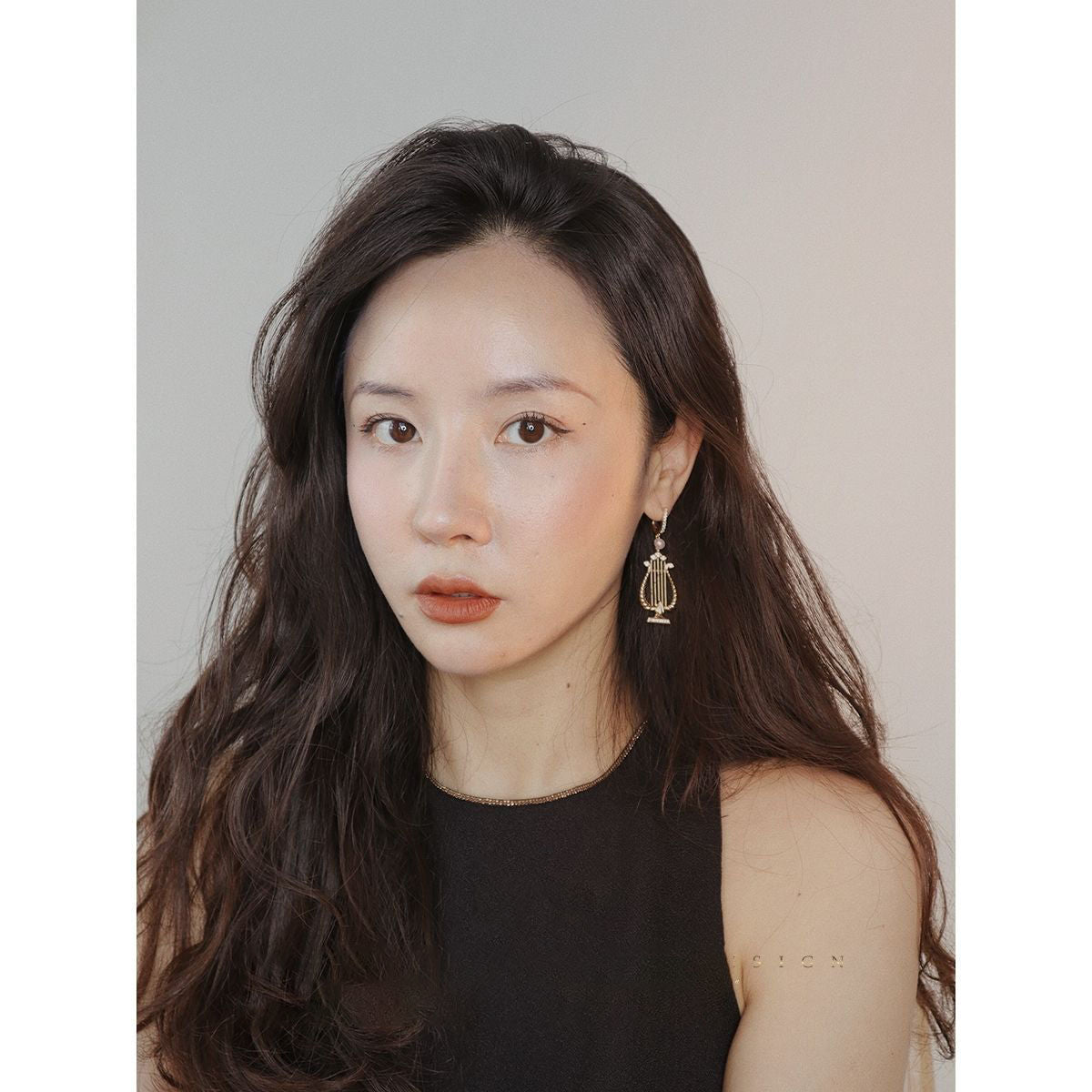 "Classical Harp" Original design retro minority imitation pearl earrings