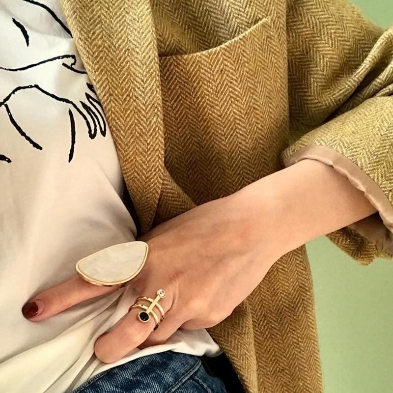 White Pink Acrylic Big Statement Ring Party Women Simple Jewelry Fashion Geometric Resin Ring