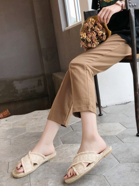 Wild Fringed Woven Cross Slipper Straw Beach Slippers