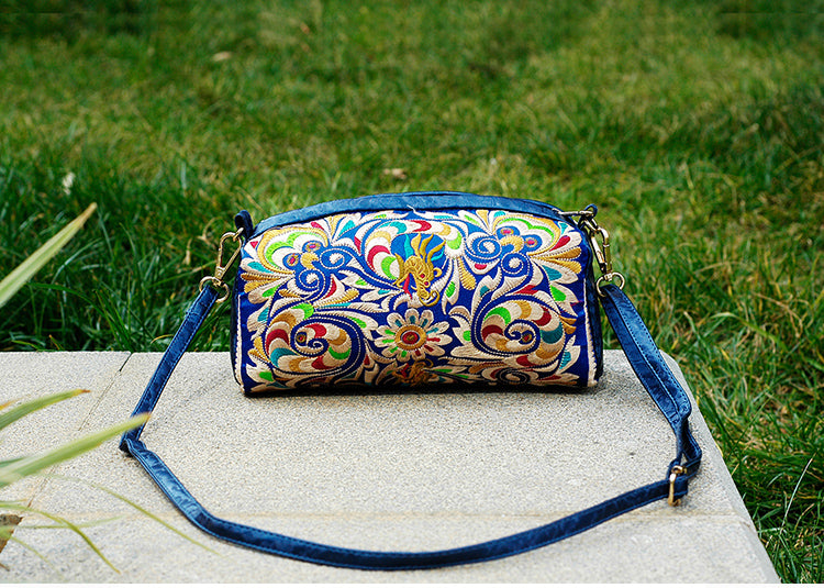 New National Style Embroidered Flower Bag Zipper Horizontal Casual Versatile Messenger Single Shoulder Bag Small Square Bag