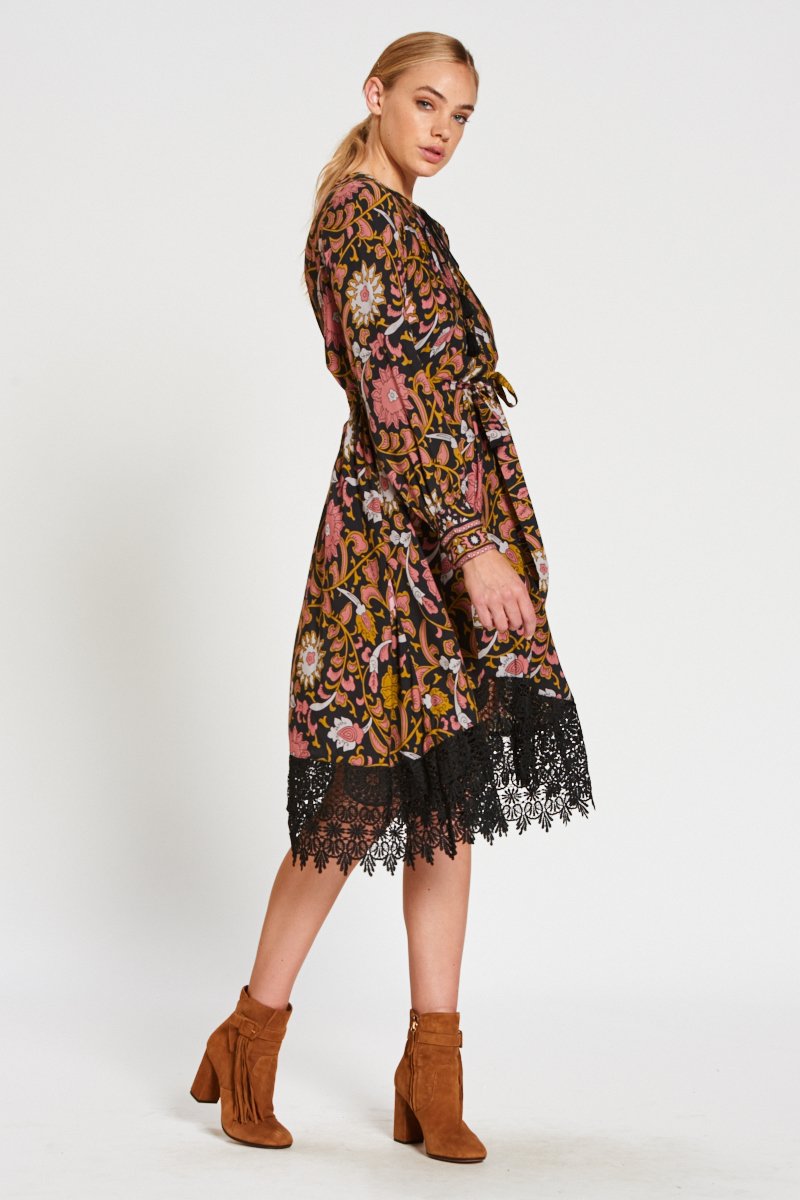 Boho Vintage Floral V-neck Lace-up Lace Loose Midi Dress