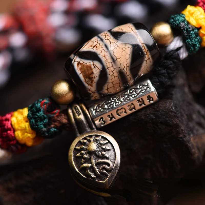 Tibetan Handwoven Bracelet Hand Rope Cultural and Fashionable Simple Buddha Bead Bracelet