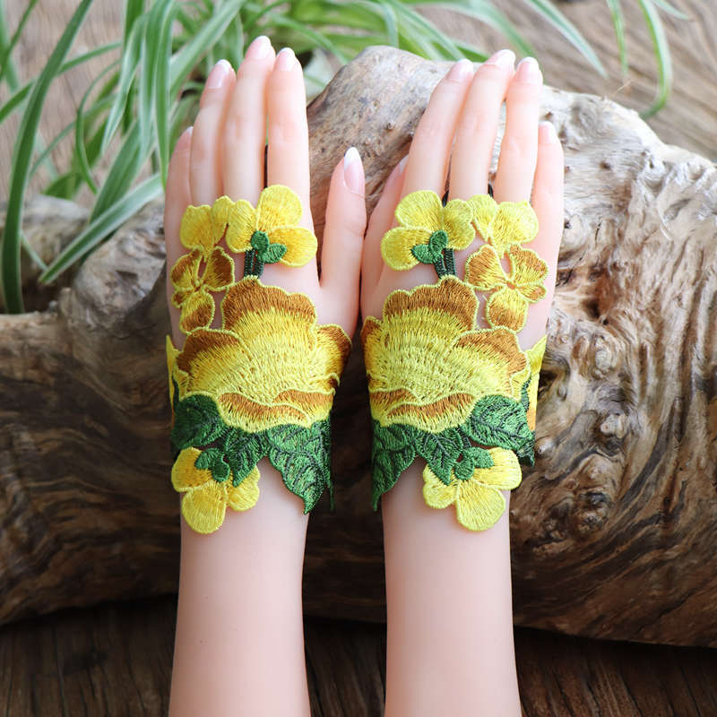 Ethnic Style Fabric Embroidery Bracelets Ethnic Style Hollow out Embroidery Gloves Wrist Bracelets