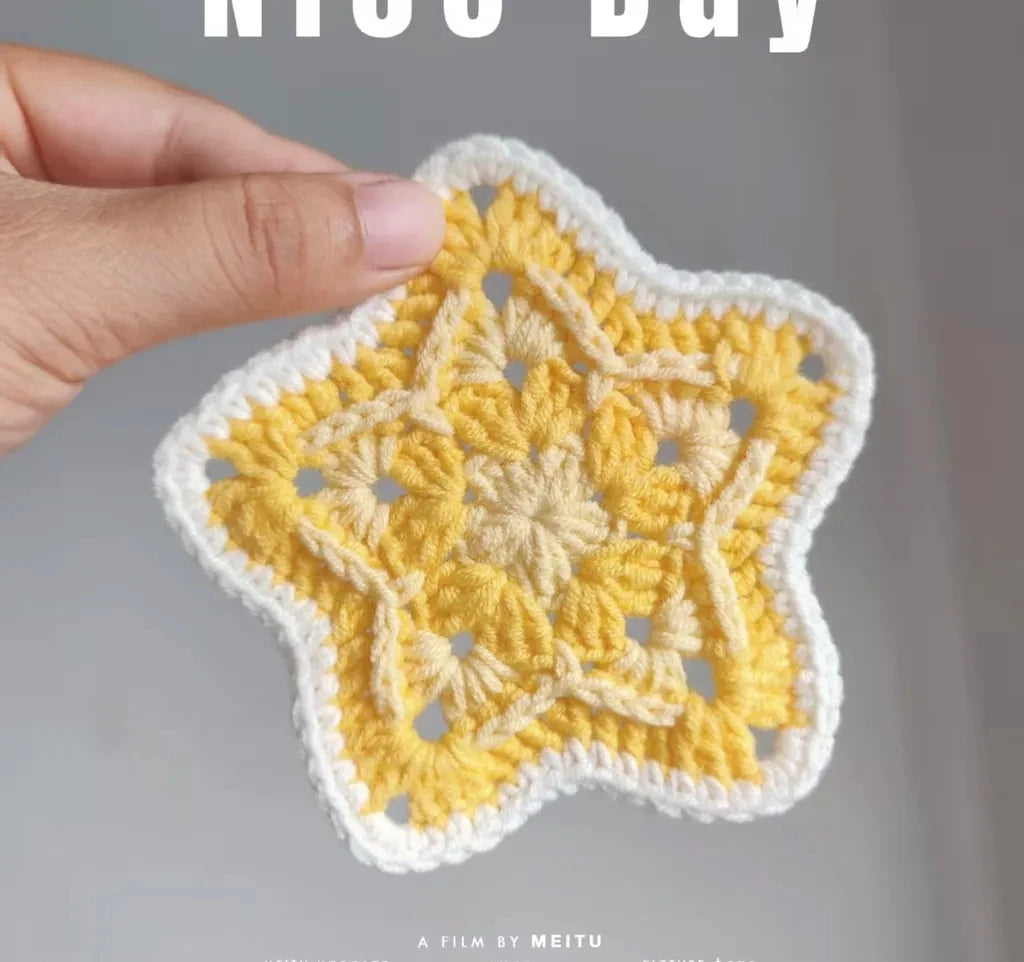 Hand-crocheted Small Daisy Coasters, Anti-scalding and Heat-insulating Cushions, Wool Coasters, Gifts for Girlfriends, Flower Slices in Large Quantities - emogogo