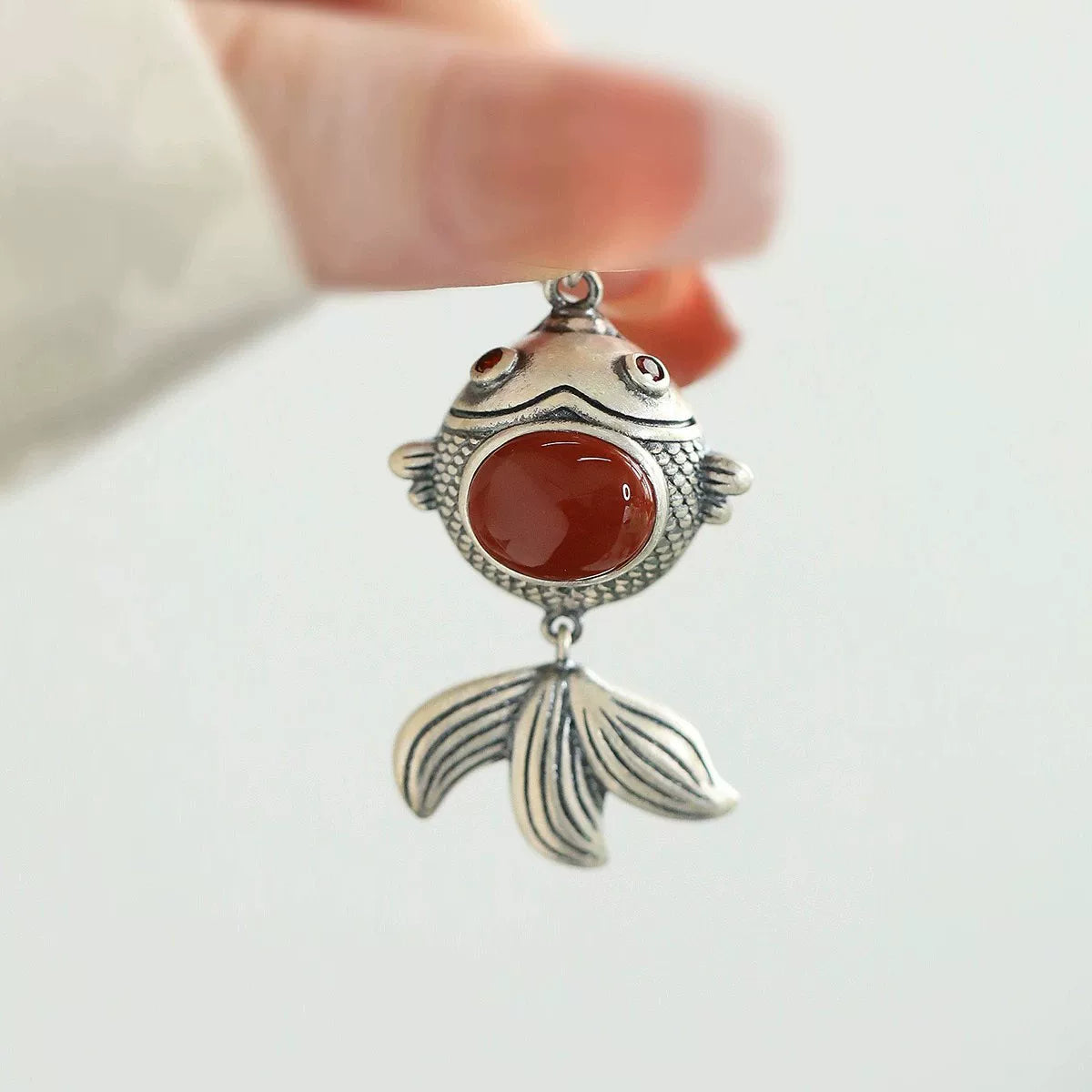 925 Silver Retro Style Lucky Little Fat Fish Koi Pendant Necklace Nanhong Agate