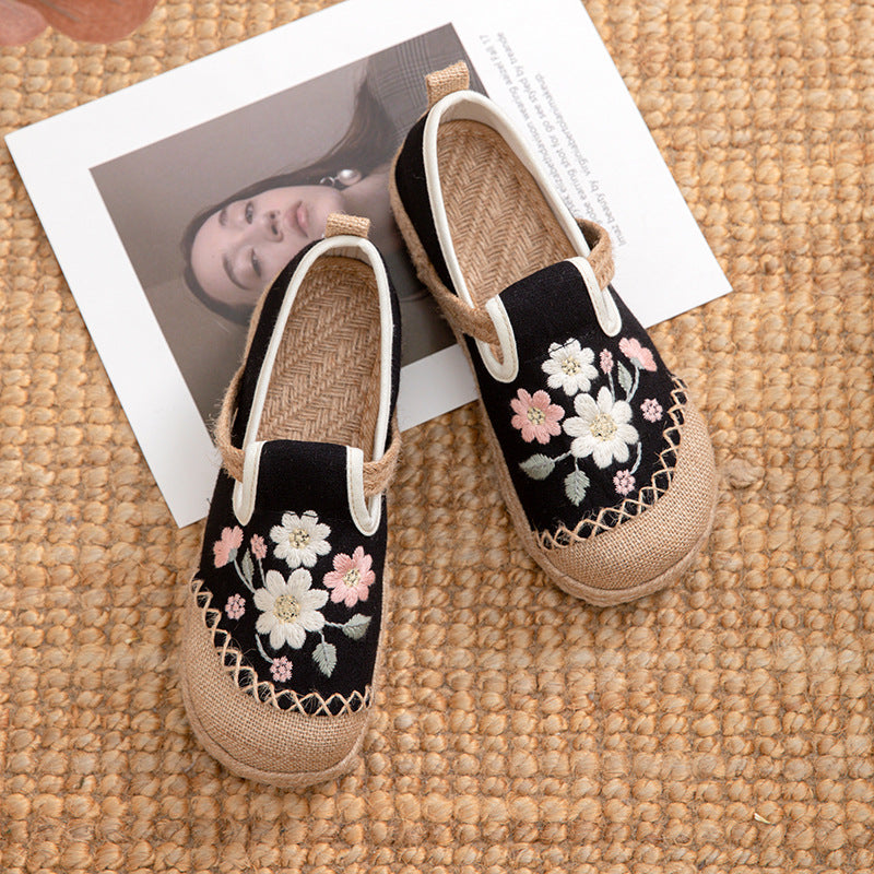 Elegant Embroidered Linen Shoes 2026 Spring New Cotton and Linen Shoes, Breathable and Comfortable Ethnic Style Women's Shoes