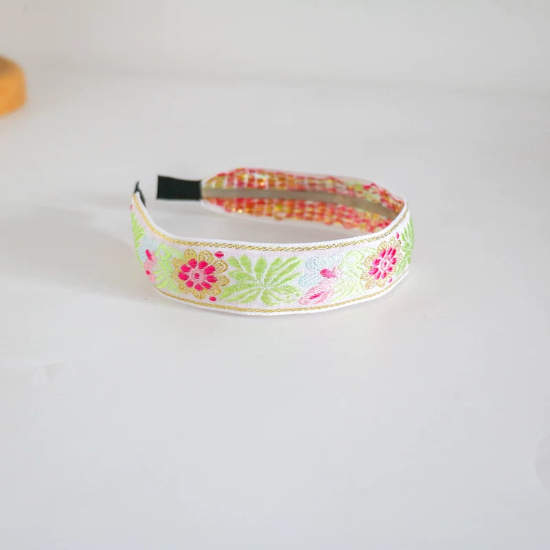 Vintage Ethnic Style Cotton and Linen Embroidery Floral Garland Pattern Fabric Lace Exquisite Headband Bohemian Headdress Head Buckle