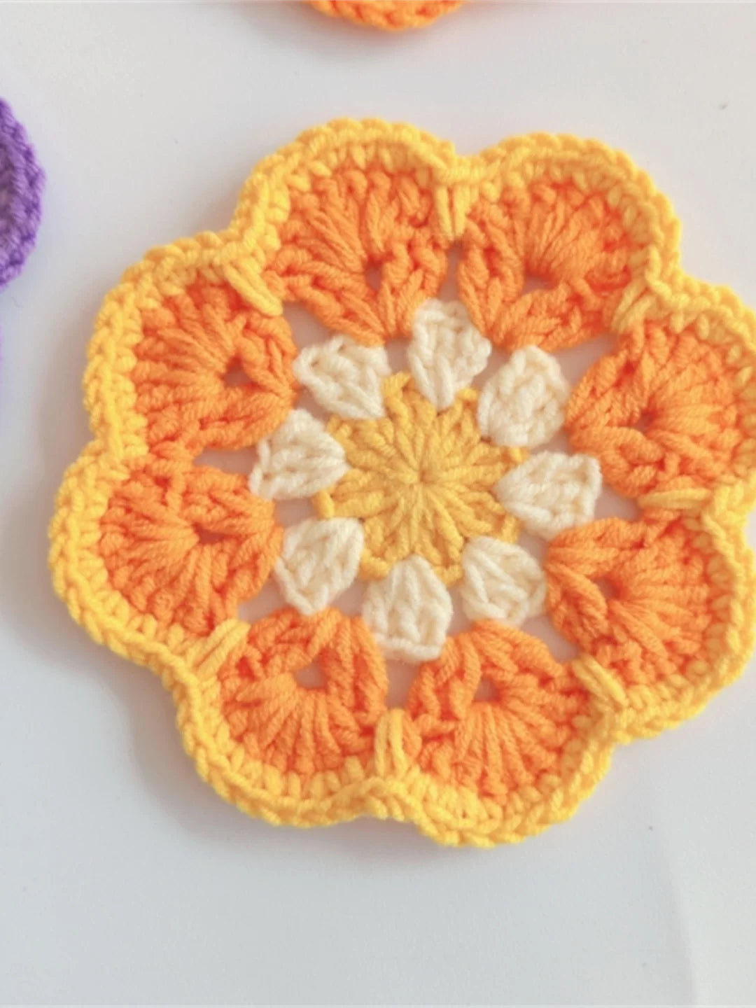 Hand-crocheted Coaster Cute Phoenix Tail Flower Coaster Tea Mat Wool Woven Hand Crochet Flower Piece
