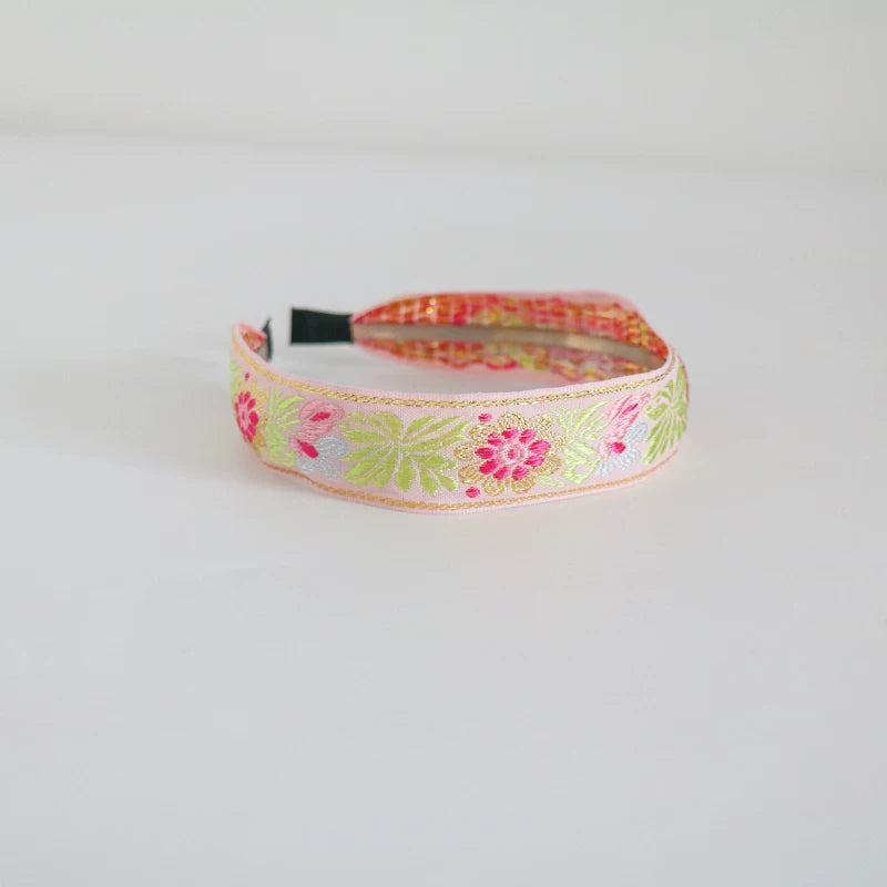 Vintage Ethnic Style Cotton and Linen Embroidery Floral Garland Pattern Fabric Lace Exquisite Headband Bohemian Headdress Head Buckle