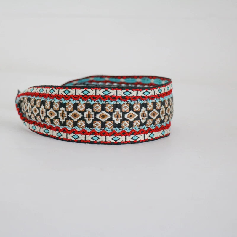 Vintage Ethnic Style Cotton and Linen Embroidery Floral Garland Pattern Fabric Lace Exquisite Headband Bohemian Headdress Head Buckle