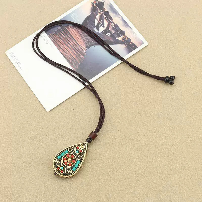 Popular Retro Ethnic Style Sweater Chain Women's Nepalese Pendant Style Long Versatile Simple Literary Accessories