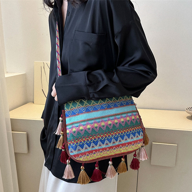 Small Fresh Ethnic Style Crossbody Bag for Women's New Fashion Versatile Wide Shoulder Strap Single Shoulder Bag Tassel Bucket Bag