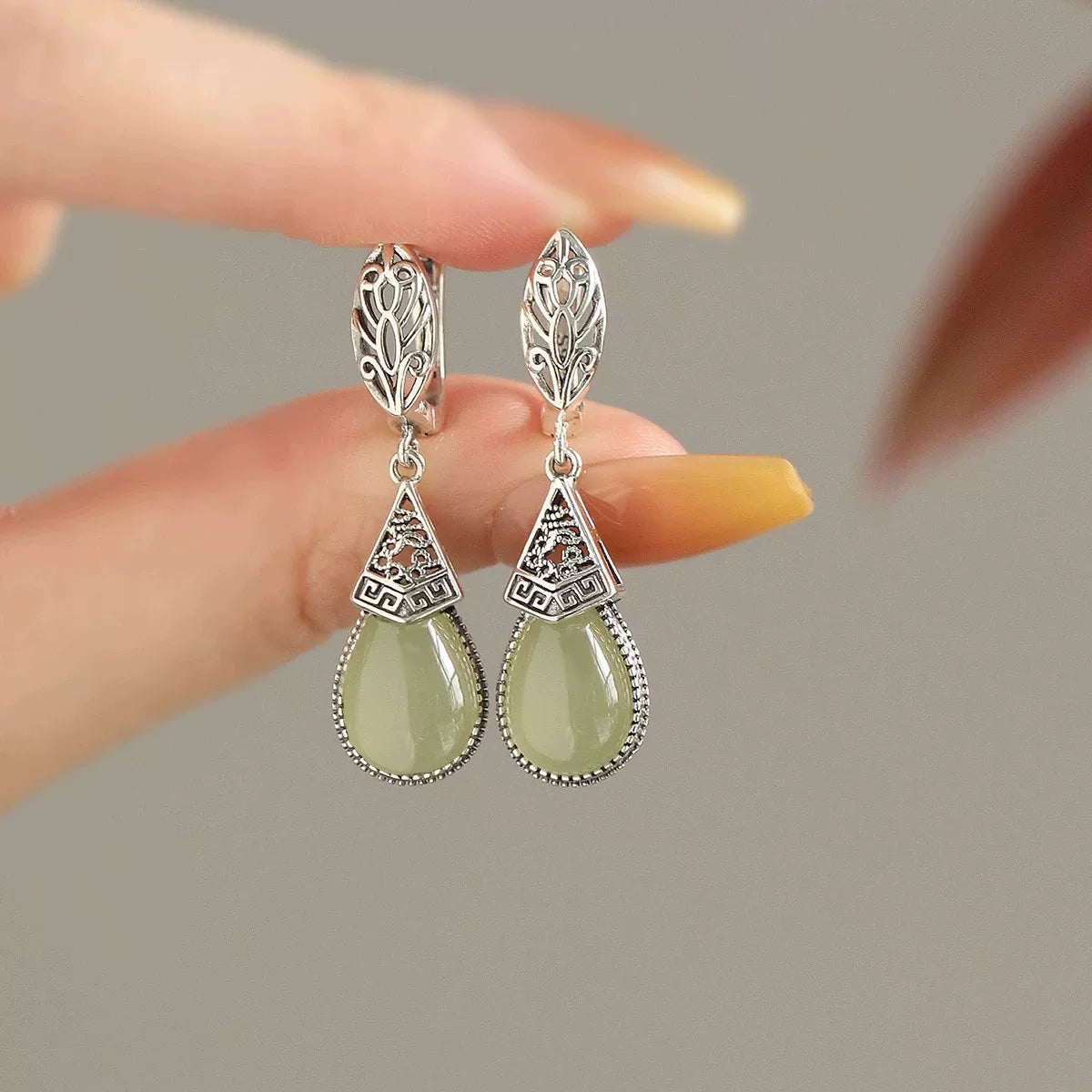 925 Silver Retro New Jade Paper Pattern Water Drop Earrings, Ear Buckles Hollow Femininity Versatile Niche Design