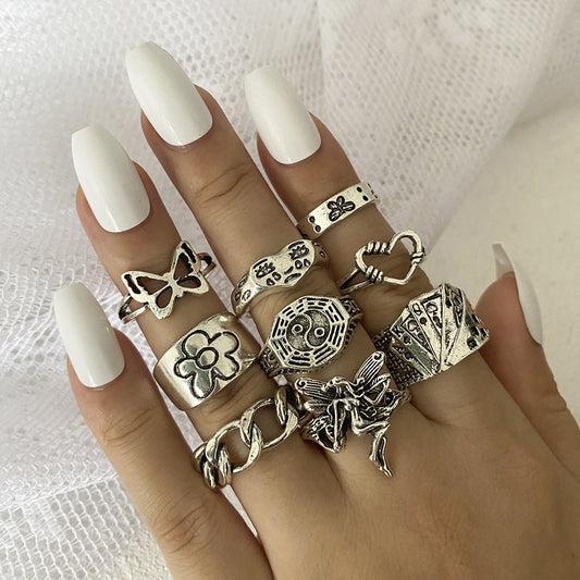 9-piece Set of Vintage Crying Face Rings, Playing Card Rings, Hollowed Out Love Rings, Daisy Rings, Alloy Chain Rings