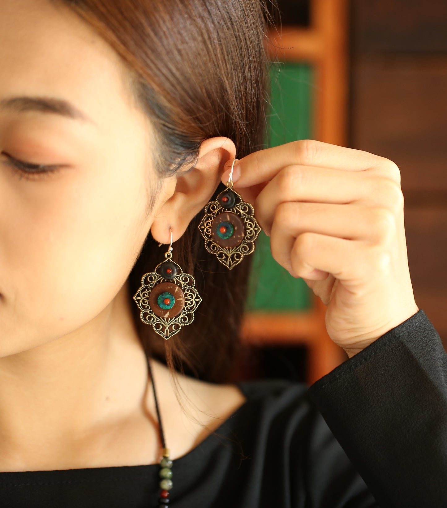 Original Literature and Art Retro Ethnic Personality Earrings