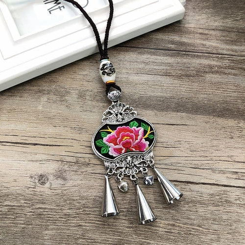 Retro Fashion Ethnic Embroidery Flower Necklace Tassel Pendant Sweater Chain