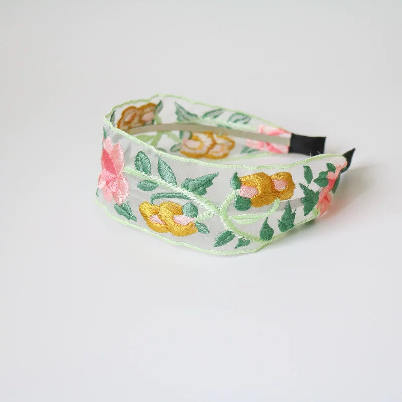 Vintage Ethnic Style Cotton and Linen Embroidery Floral Garland Pattern Fabric Lace Exquisite Headband Bohemian Headdress Head Buckle