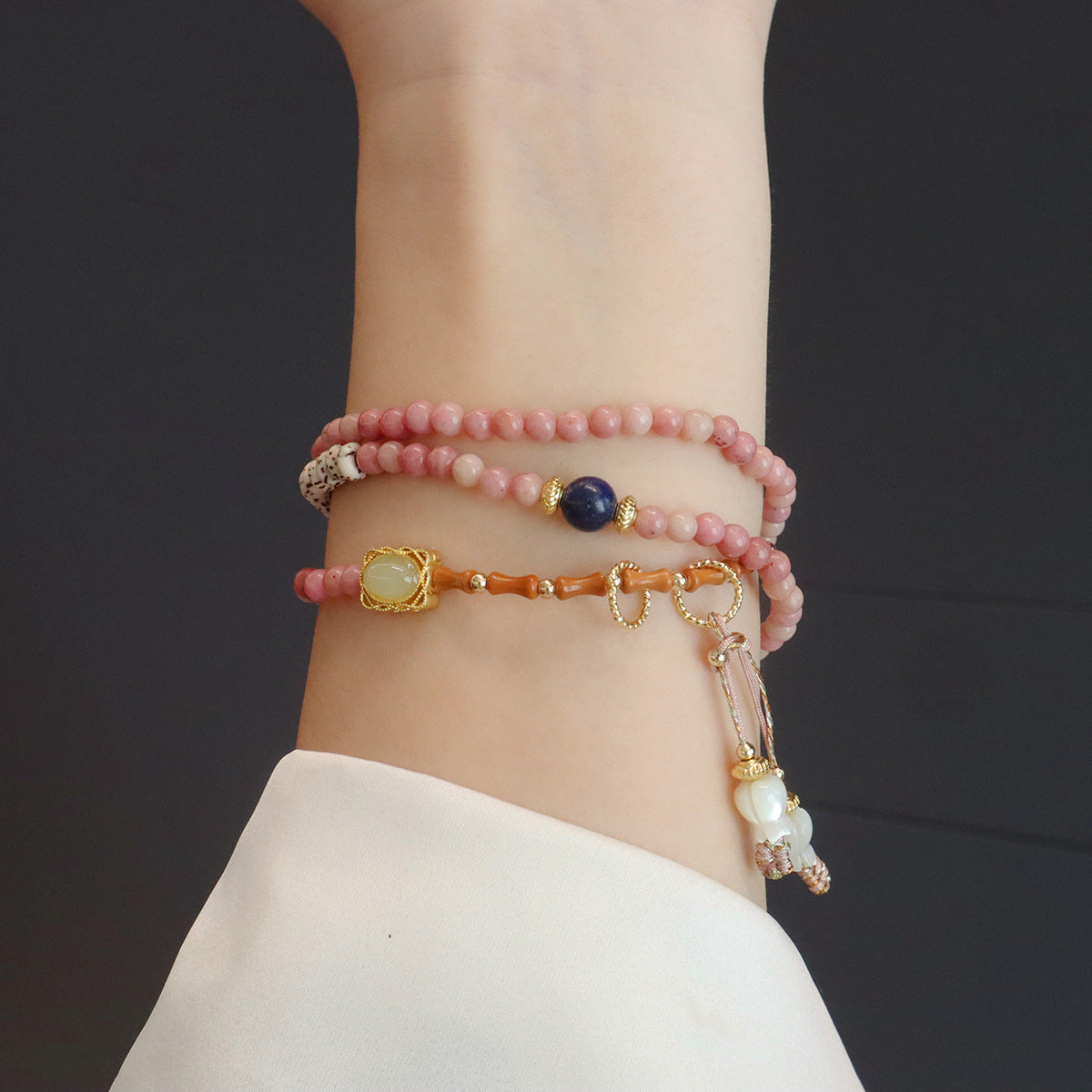 New Tibetan Natural Red Stone Multi-circle Bracelet Powder Crystal Star Moon Bodhi Olive Multi-circle Bracelet