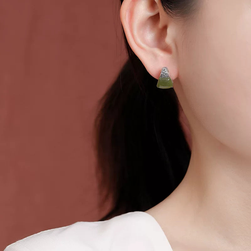 Vintage 925 Silver Tang Grass Pattern Fan-shaped Hetian Sapphire Stud Earrings Women's New Niche High-end Temperament Earrings