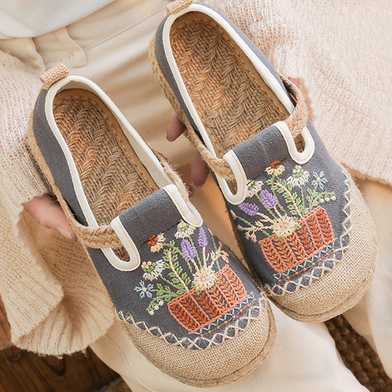 New Ethnic Style Embroidered Cloth Shoes Shallow Mouth One Pedal Low Top Old Beijing Cloth Shoes Woven Round Head Cloth Shoes Women
